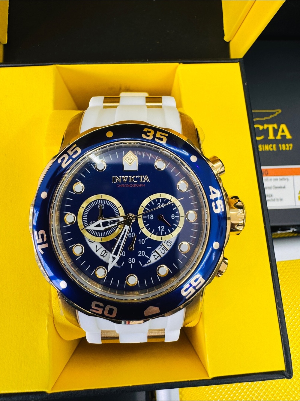 Invicta Gold-Tone Men's Blue Dial Chronograph with White Strap
